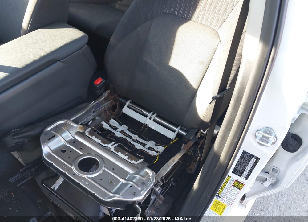2025 TOYOTA CAMRY LE VIN: 4T1DAACK0SU505920
