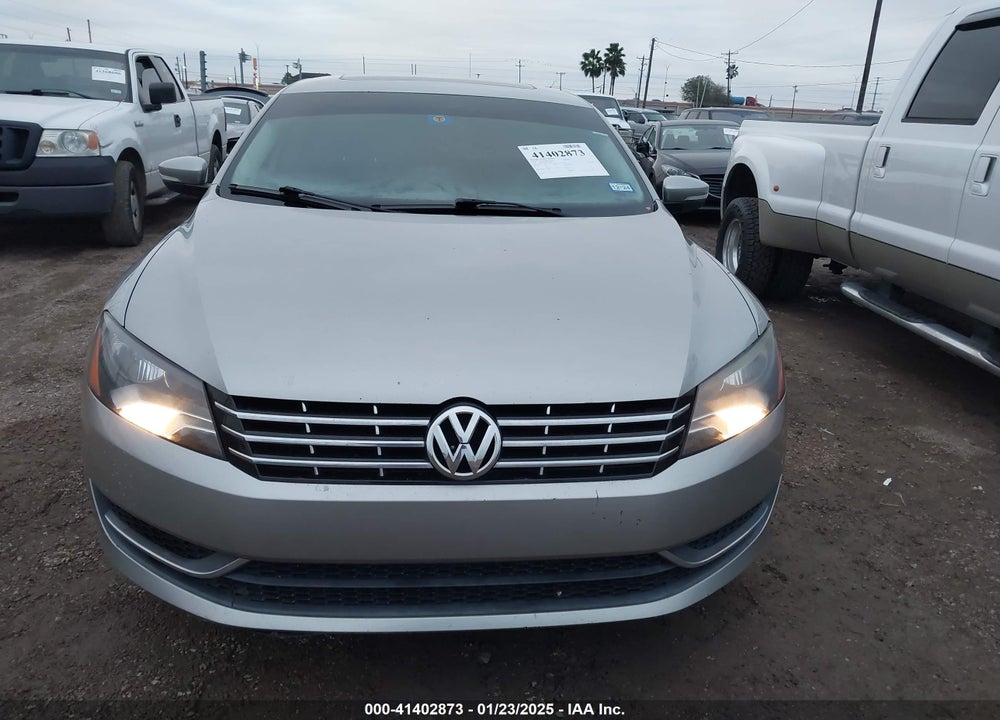 2014 VOLKSWAGEN PASSAT VIN: 1VWBN7A38EC064401