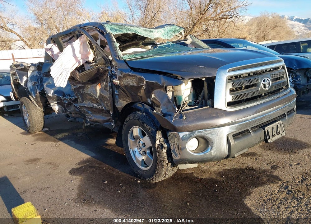 2011 TOYOTA TUNDRA GRADE 5.7L V8 VIN: 5TFEY5F12BX112353