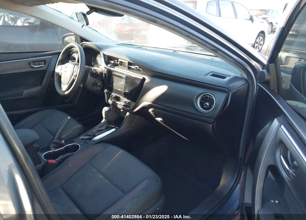 2019 TOYOTA COROLLA VIN: 5YFBURHE2KP924904
