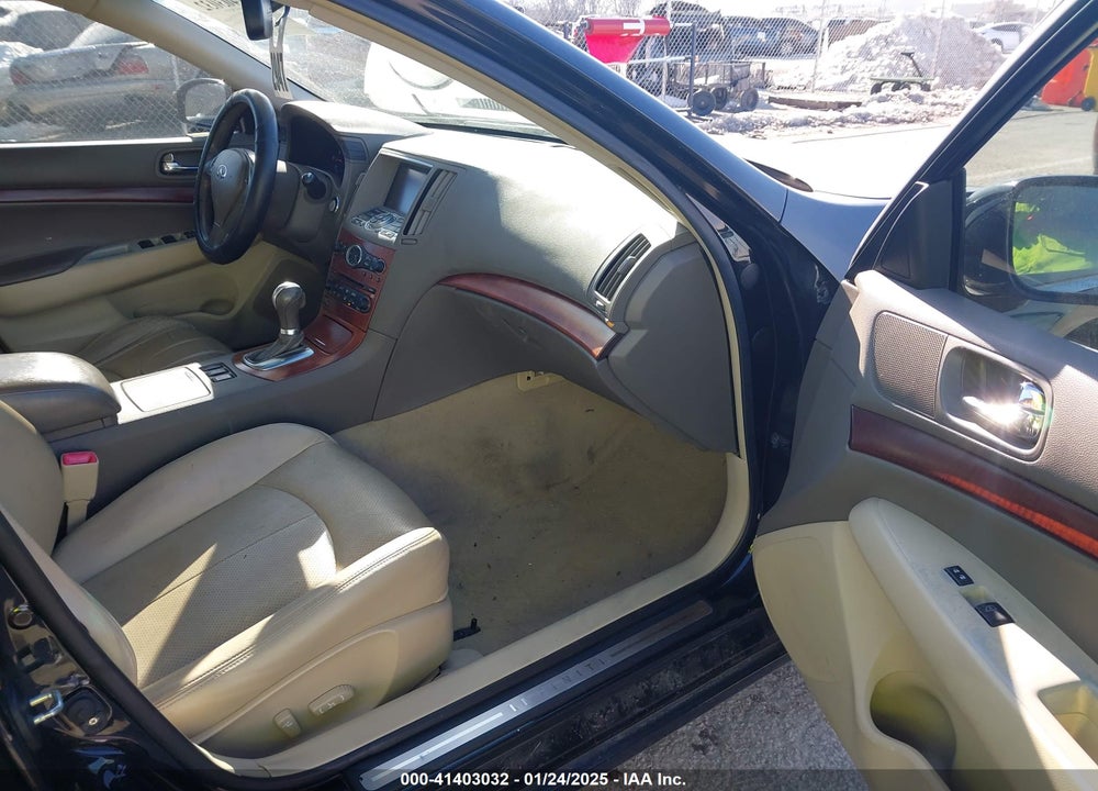 2008 INFINITI G35X VIN: JNKBV61F18M275038