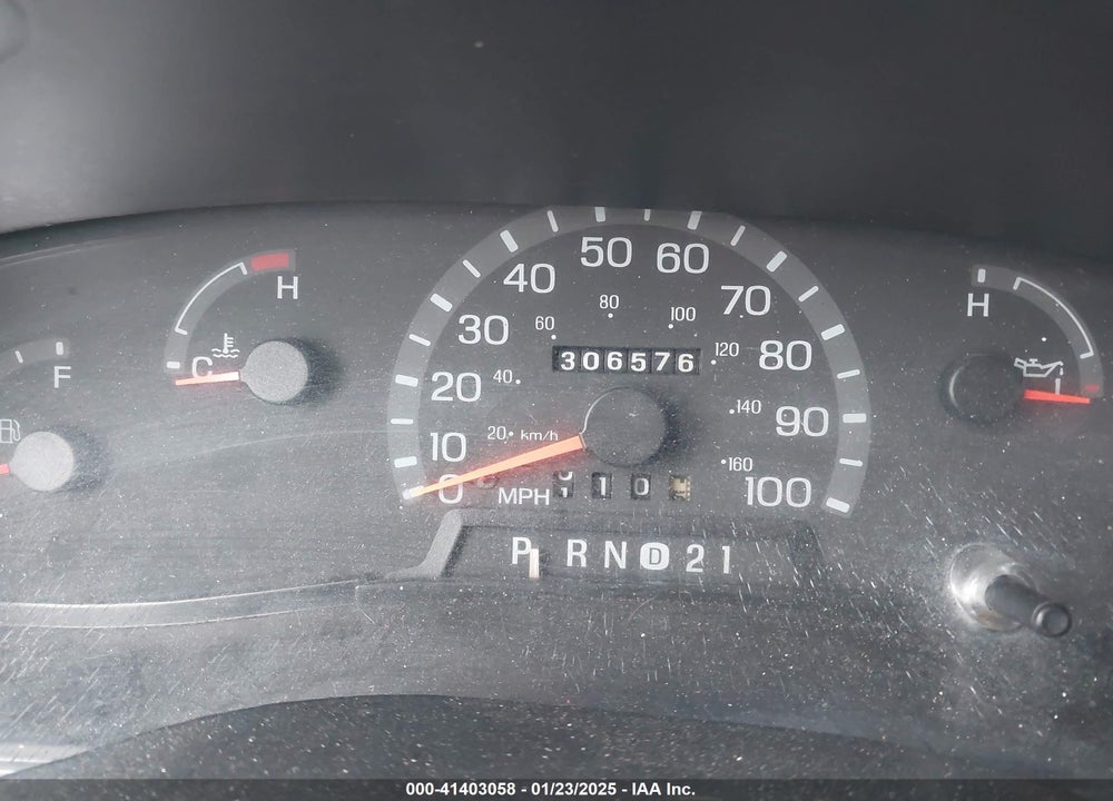 2002 FORD E-350 SUPER DUTY COMMERCIAL/RECREATIONAL VIN: 1FTSS34L62HA53783