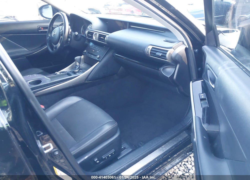 2016 LEXUS IS 300 VIN: JTHCM1D21G5003648