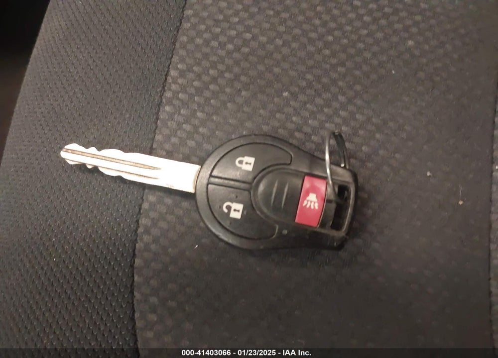 2011 NISSAN ROGUE S VIN: JN8AS5MV5BW673002