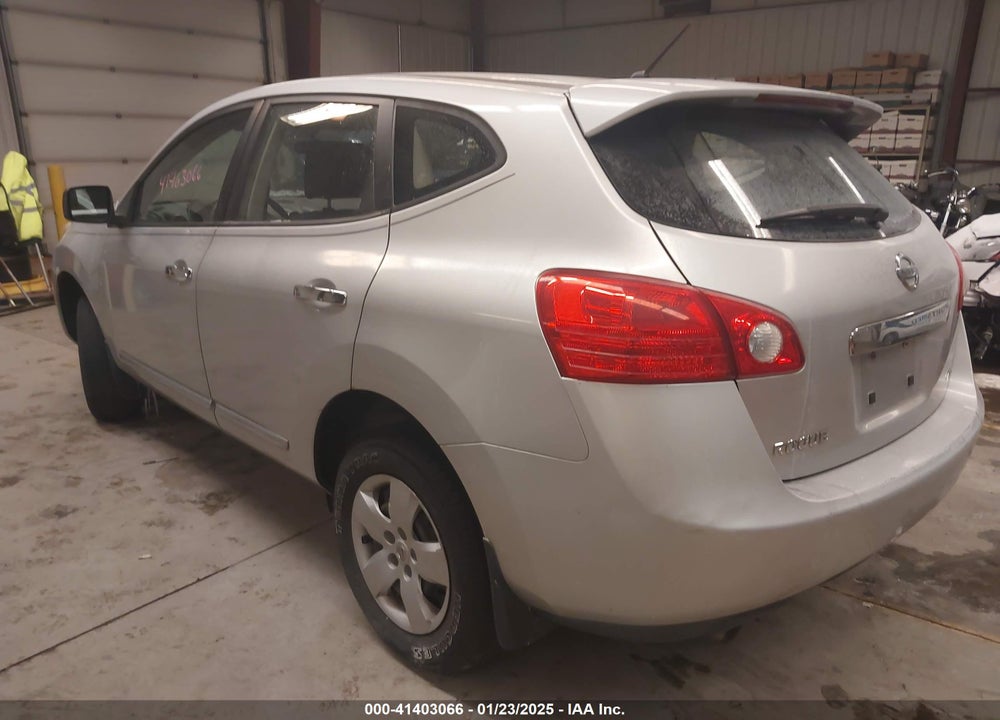 2011 NISSAN ROGUE S VIN: JN8AS5MV5BW673002