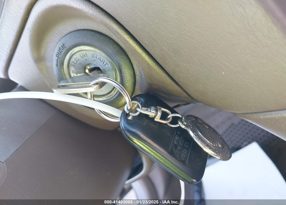 1997 TOYOTA CAMRY LE VIN: JT2BG22K3V0067769