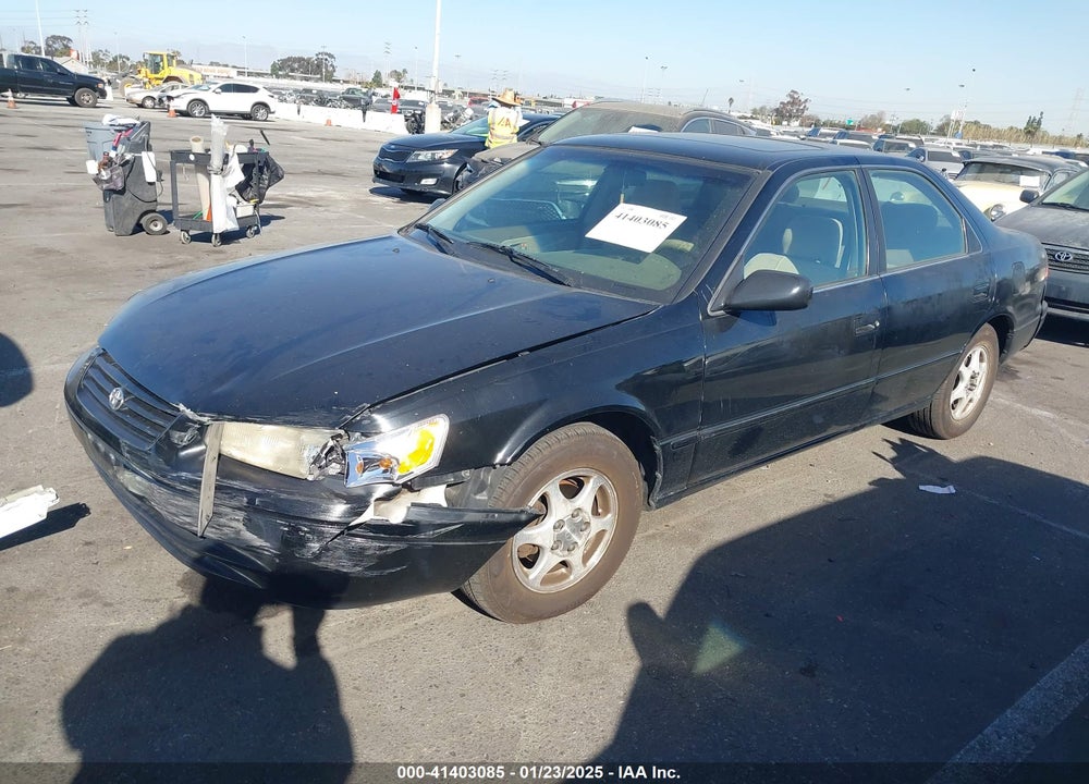 1997 TOYOTA CAMRY LE VIN: JT2BG22K3V0067769
