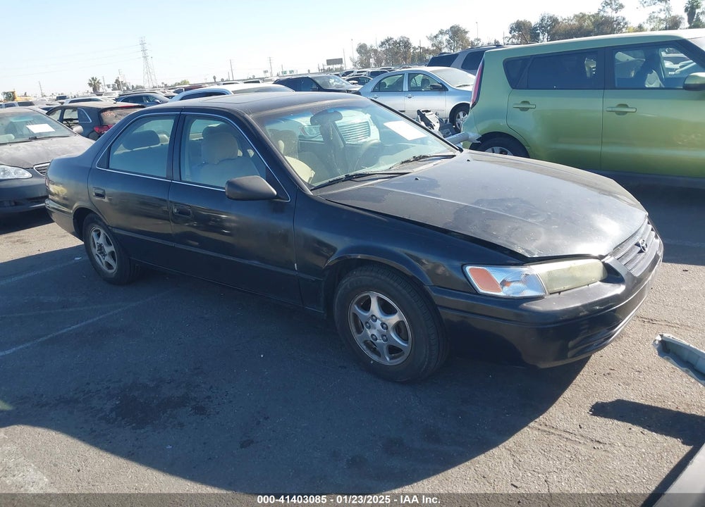 1997 TOYOTA CAMRY LE VIN: JT2BG22K3V0067769