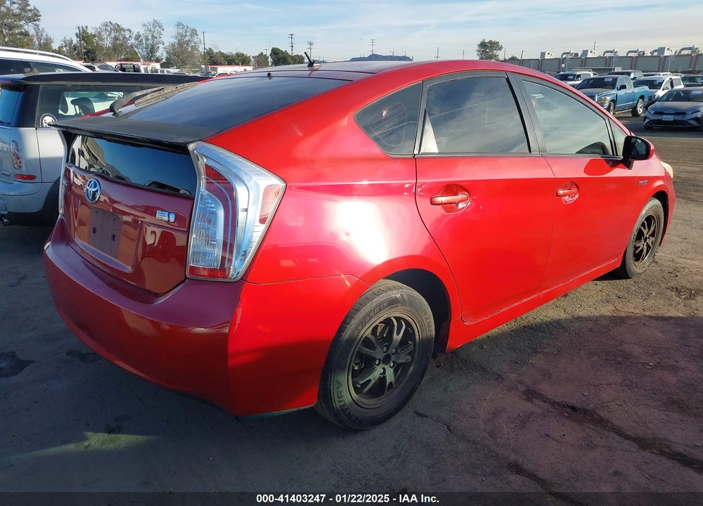 2013 TOYOTA PRIUS TWO VIN: JTDKN3DU5D5652050