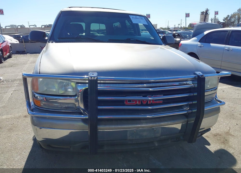 2000 GMC YUKON XL 1500 SLE VIN: 3GKFK16T8YG205654