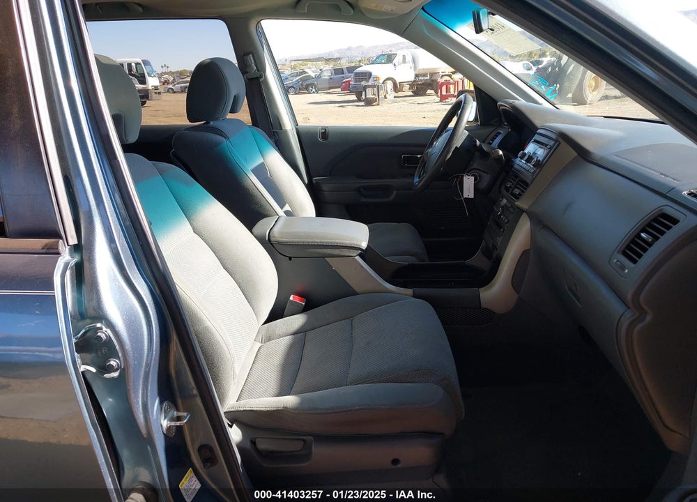 2008 HONDA PILOT SE VIN: 5FNYF18338B028992