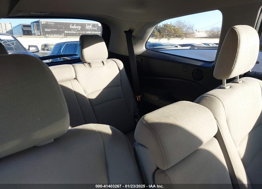 2018 HONDA PILOT LX VIN: 5FNYF5H14JB013669