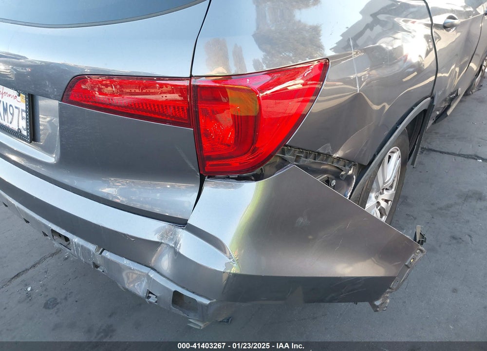 2018 HONDA PILOT LX VIN: 5FNYF5H14JB013669