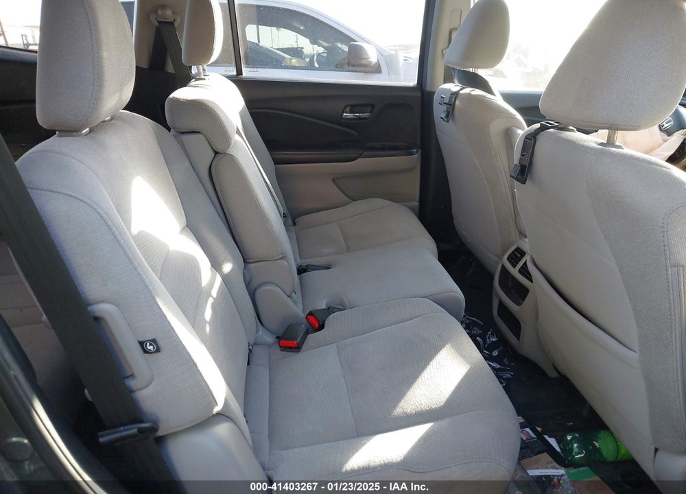 2018 HONDA PILOT LX VIN: 5FNYF5H14JB013669