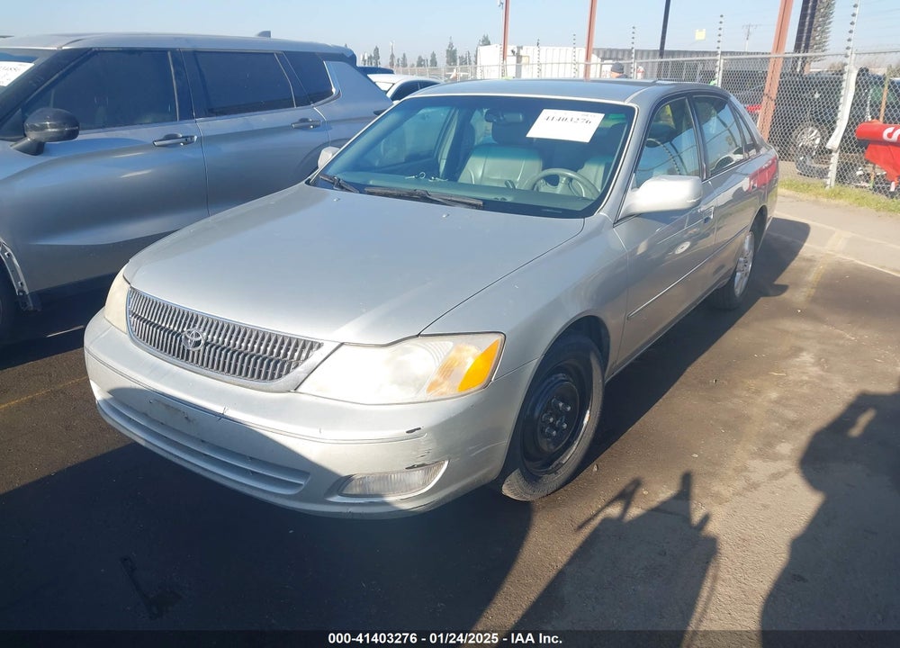 2000 TOYOTA AVALON XLS VIN: 4T1BF28B0YU100530