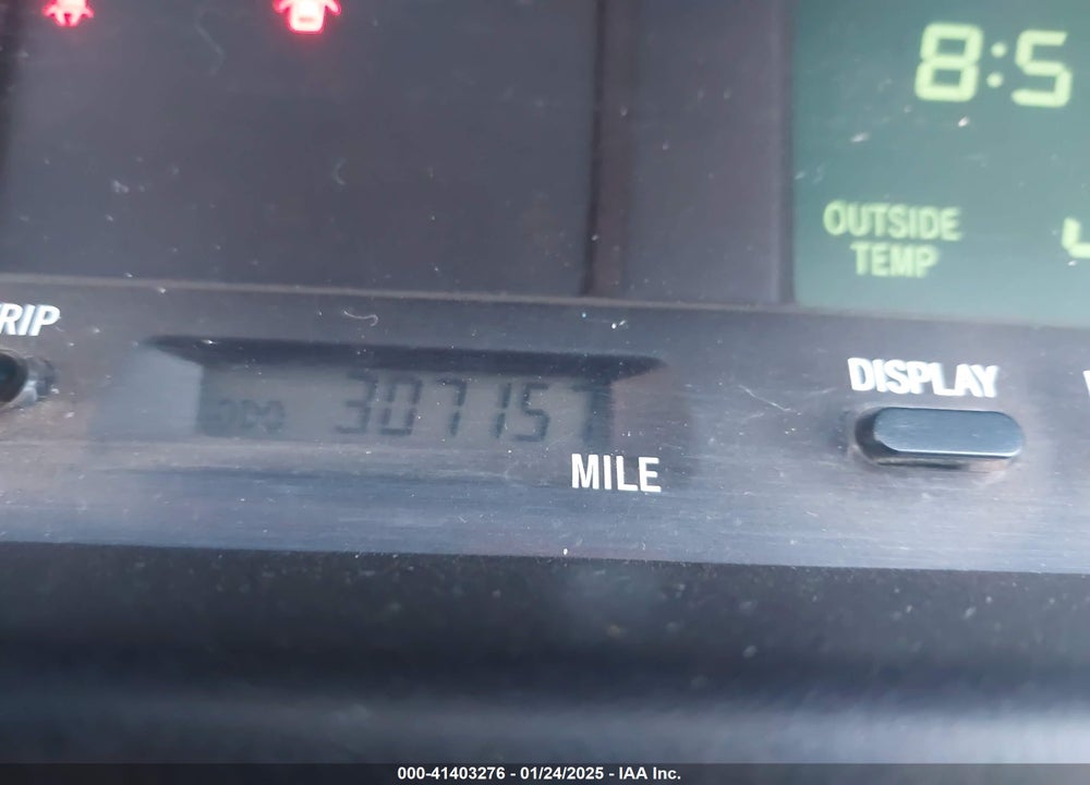 2000 TOYOTA AVALON XLS VIN: 4T1BF28B0YU100530