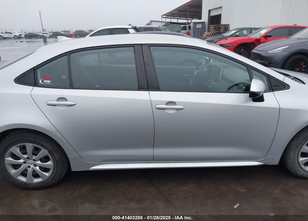 2021 TOYOTA COROLLA LE VIN: 5YFEPMAE1MP175677