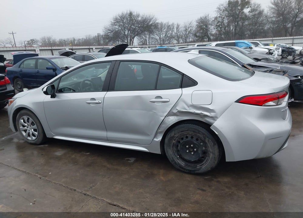 2021 TOYOTA COROLLA LE VIN: 5YFEPMAE1MP175677