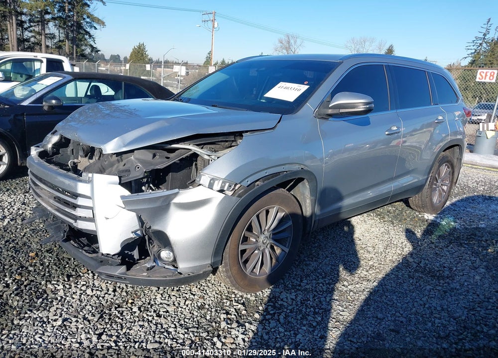2019 TOYOTA HIGHLANDER VIN: 5TDJZRFH8KS570677