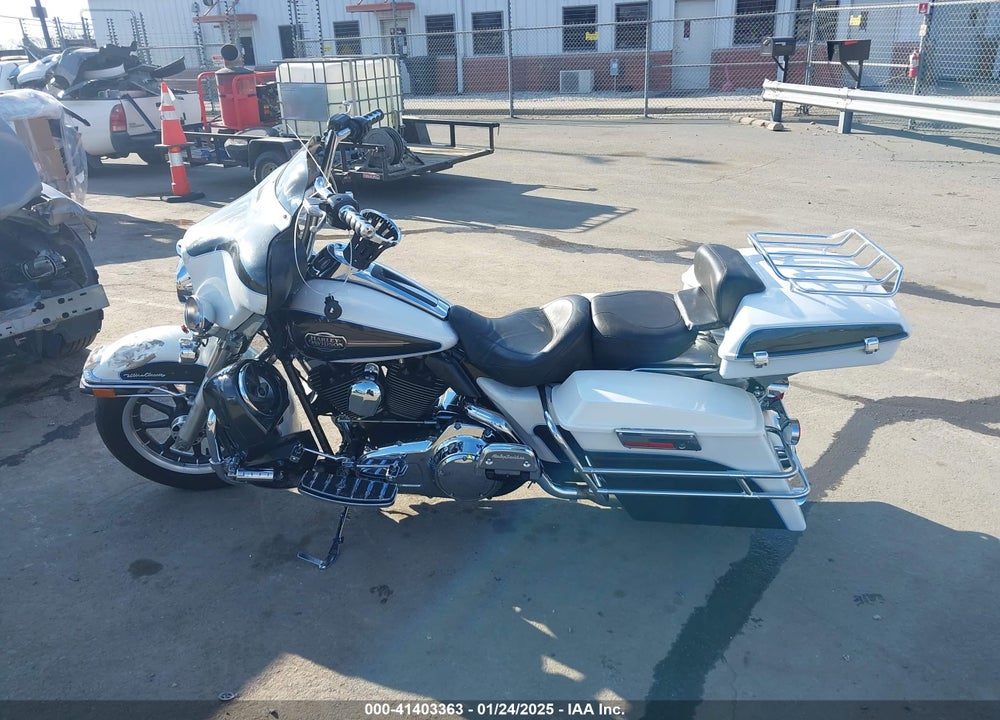 2008 HARLEY-DAVIDSON FLHTCUI VIN: 1HD1FC4158Y646797