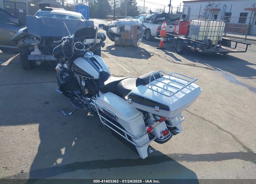 2008 HARLEY-DAVIDSON FLHTCUI VIN: 1HD1FC4158Y646797