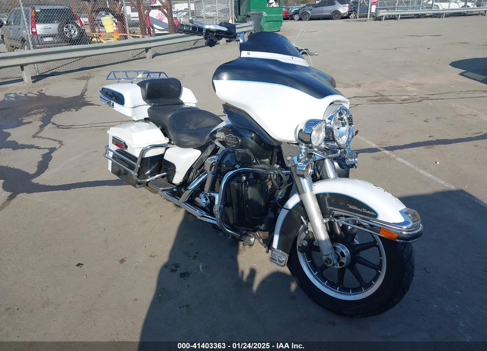 2008 HARLEY-DAVIDSON FLHTCUI VIN: 1HD1FC4158Y646797