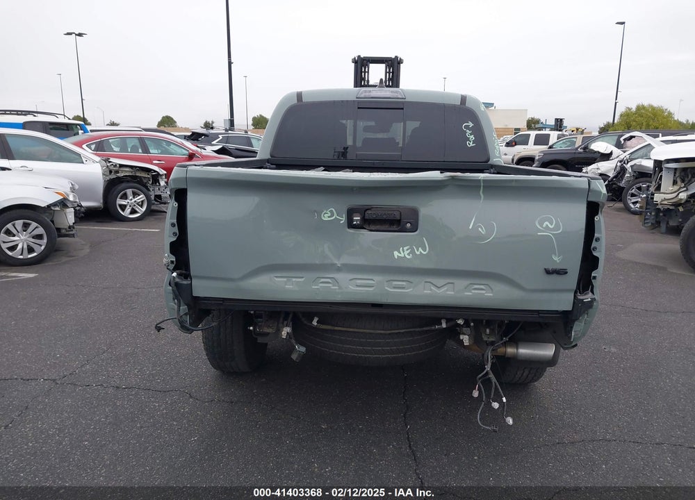 2022 TOYOTA TACOMA TRD OFF ROAD VIN: 3TMCZ5AN7NM508433