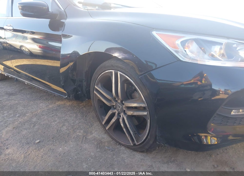 2016 HONDA ACCORD VIN: 1HGCR2F64GA245755
