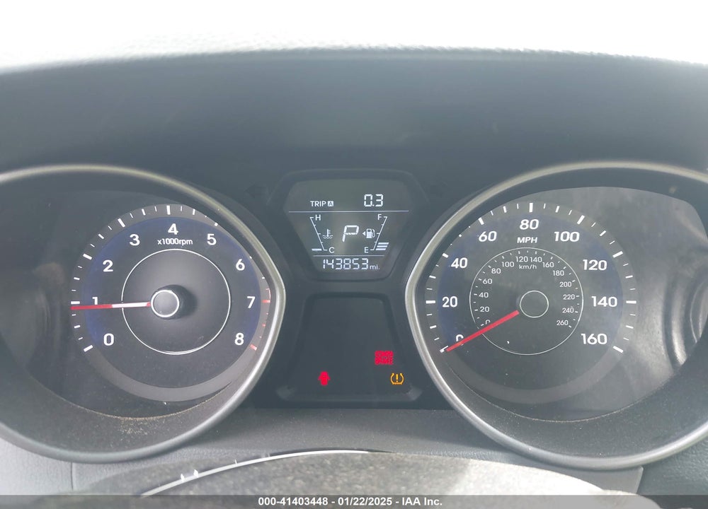 2015 HYUNDAI ELANTRA VIN: 5NPDH4AE5FH608782