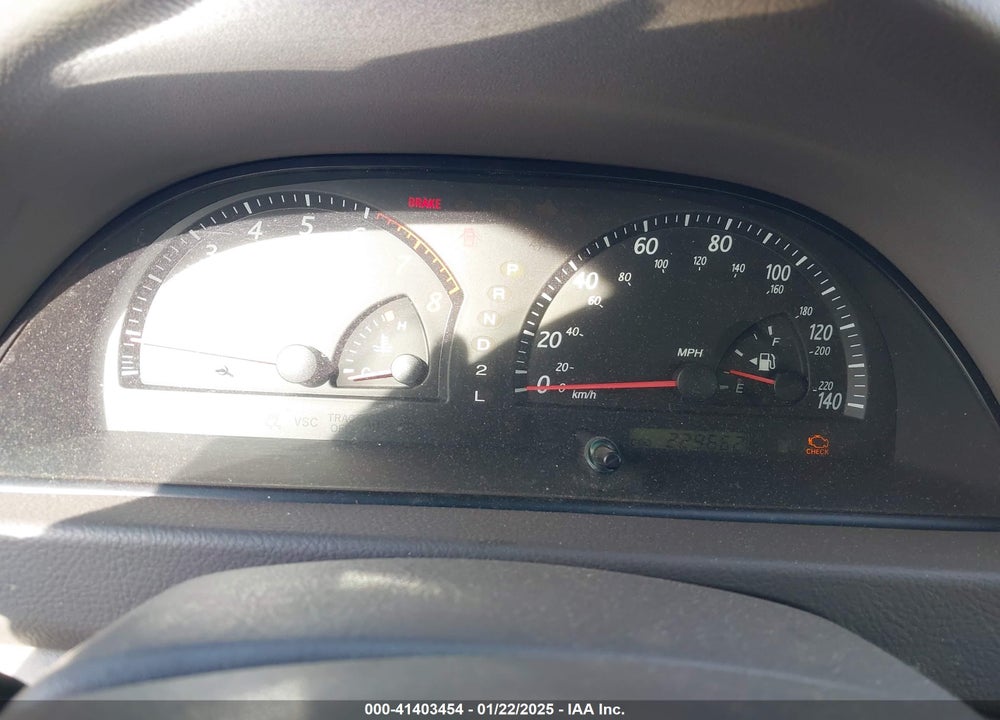 2003 TOYOTA CAMRY LE VIN: JTDBE32K330174725