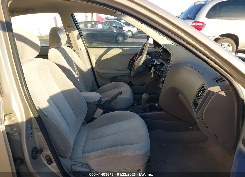 2006 HYUNDAI ELANTRA VIN: KMHDN46D06U347782
