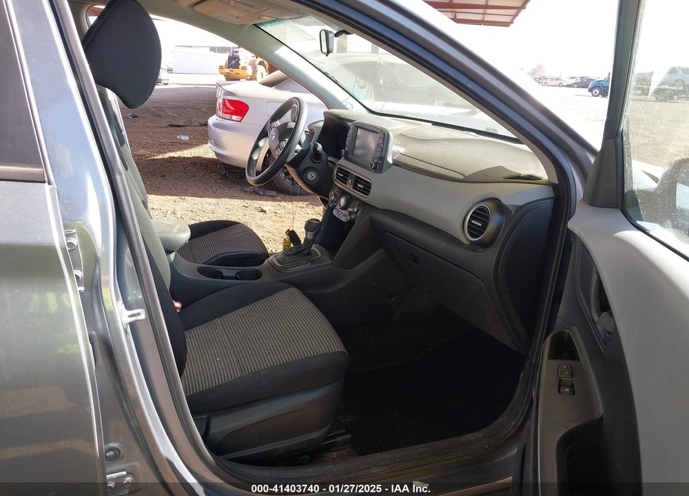 2018 HYUNDAI KONA SE VIN: KM8K12AA1JU067835