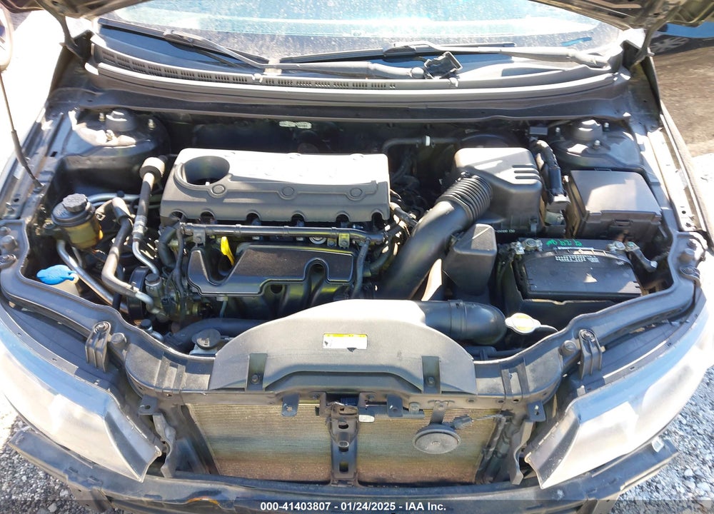 2011 KIA FORTE VIN: KNAFW5A3XB5338328