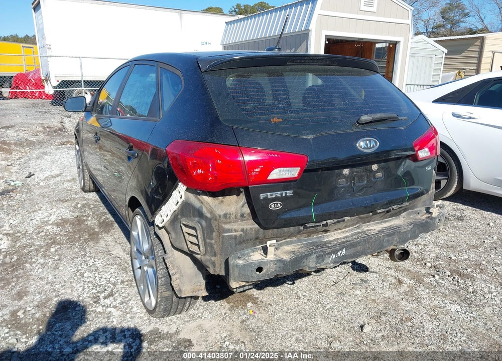2011 KIA FORTE VIN: KNAFW5A3XB5338328