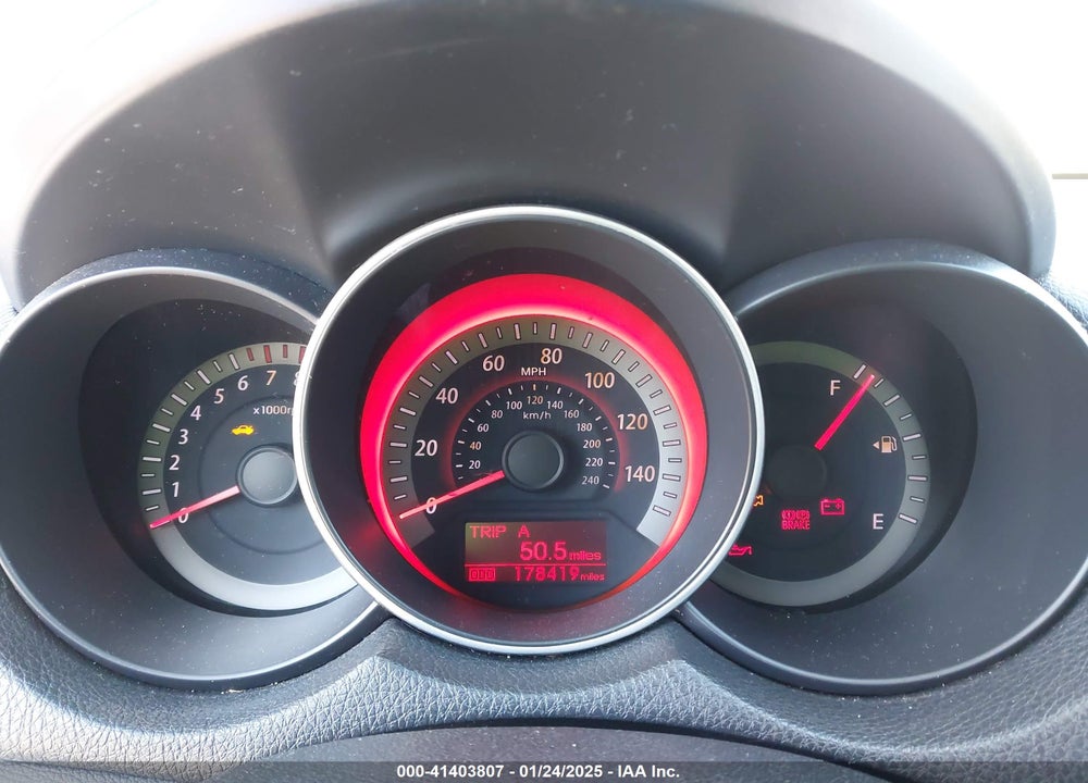 2011 KIA FORTE VIN: KNAFW5A3XB5338328