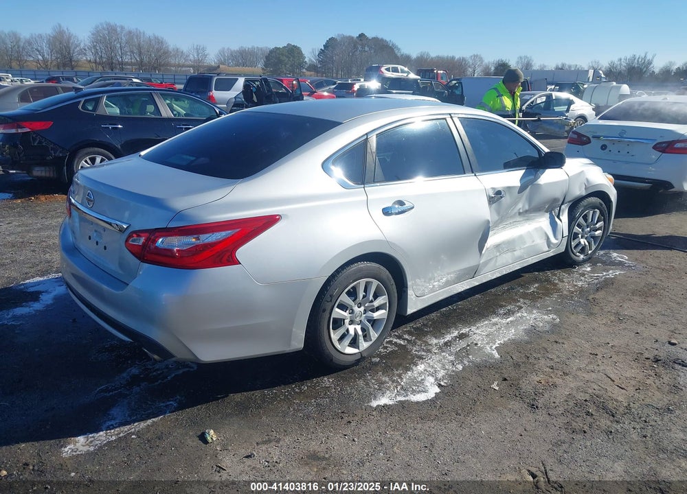 2017 NISSAN ALTIMA VIN: 1N4AL3AP9HC940399