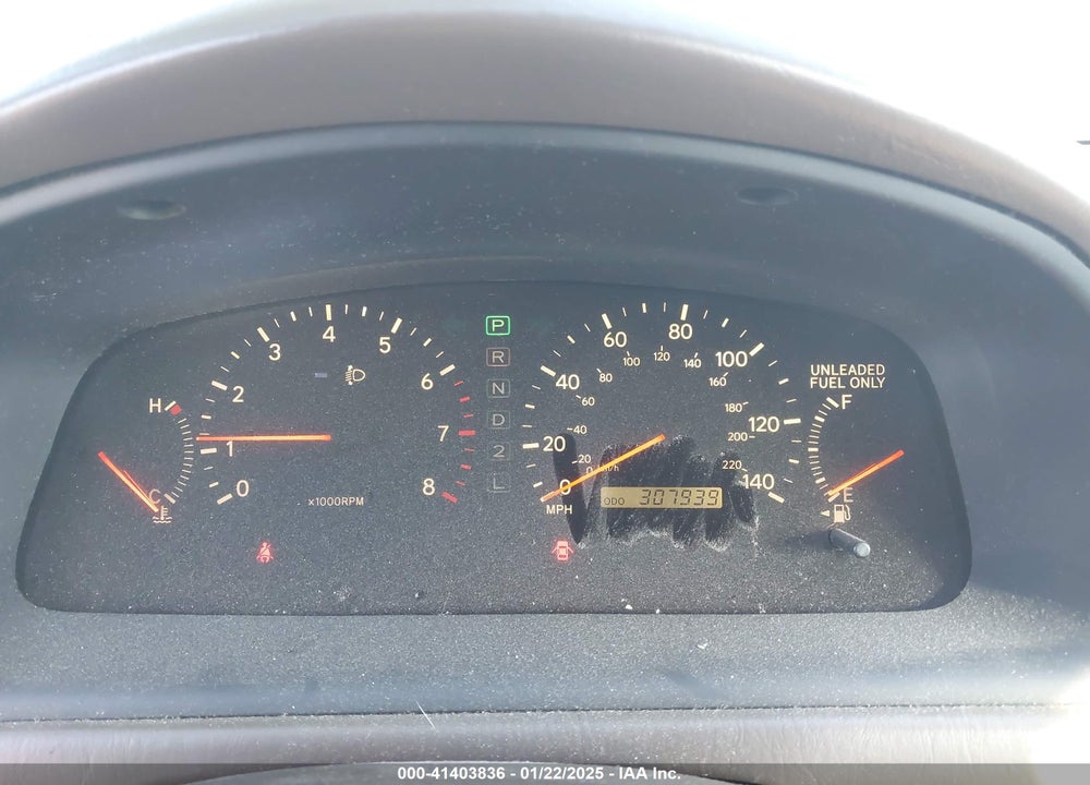 2001 LEXUS ES 300 VIN: JT8BF28G210315452