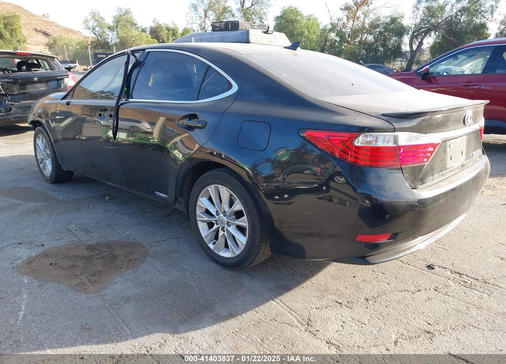 2013 LEXUS ES 300H VIN: JTHBW1GG4D2009910