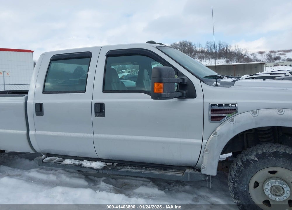 2008 FORD F-250 XL VIN: 1FTSW21R18ED89326