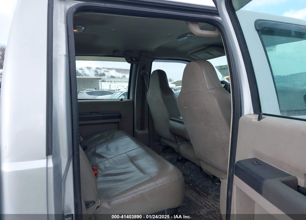 2008 FORD F-250 XL VIN: 1FTSW21R18ED89326