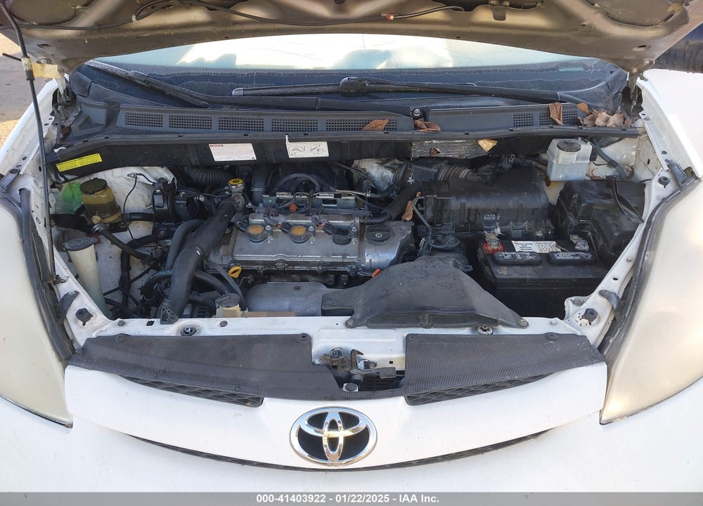 2005 TOYOTA SIENNA LE VIN: 5TDZA23C05S242555