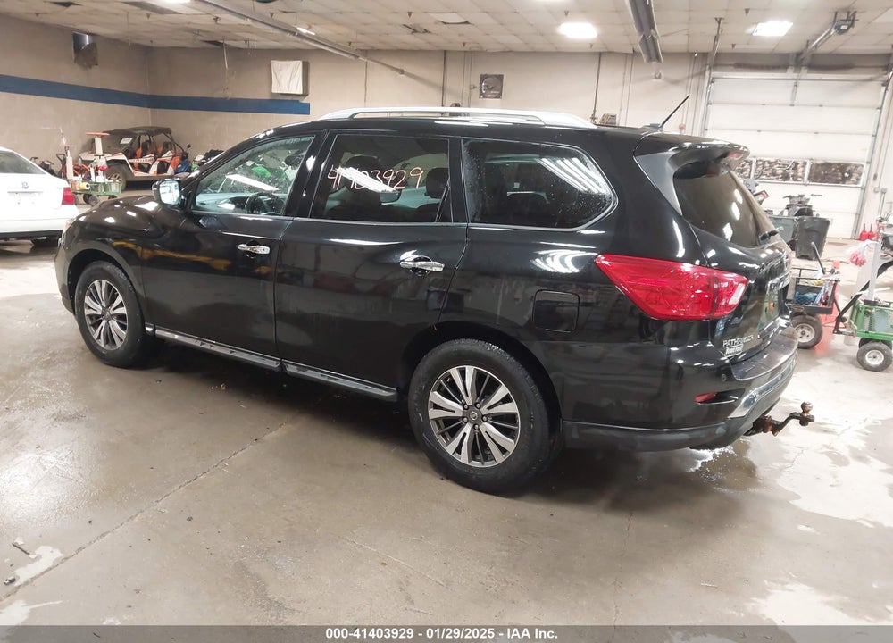 2017 NISSAN PATHFINDER SV VIN: 5N1DR2MM5HC636032