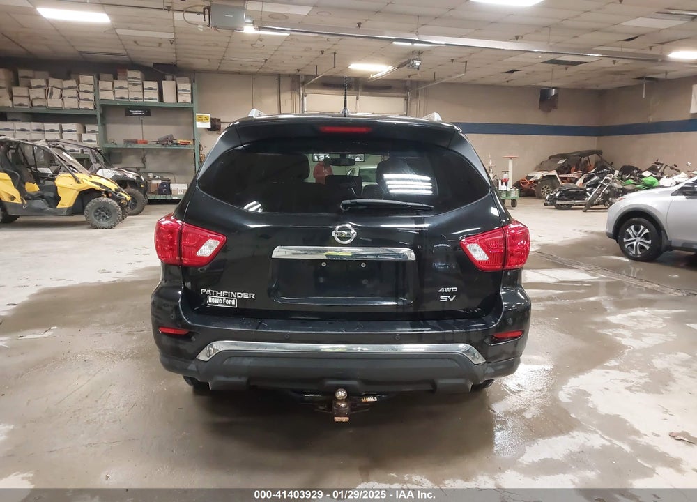 2017 NISSAN PATHFINDER SV VIN: 5N1DR2MM5HC636032