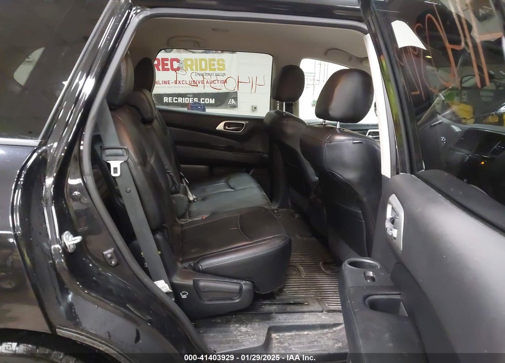 2017 NISSAN PATHFINDER SV VIN: 5N1DR2MM5HC636032
