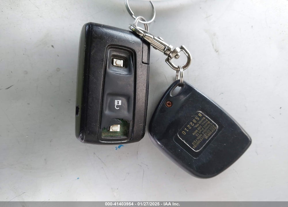 2008 TOYOTA PRIUS TOURING VIN: JTDKB20U083317918