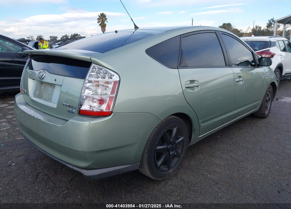 2008 TOYOTA PRIUS TOURING VIN: JTDKB20U083317918
