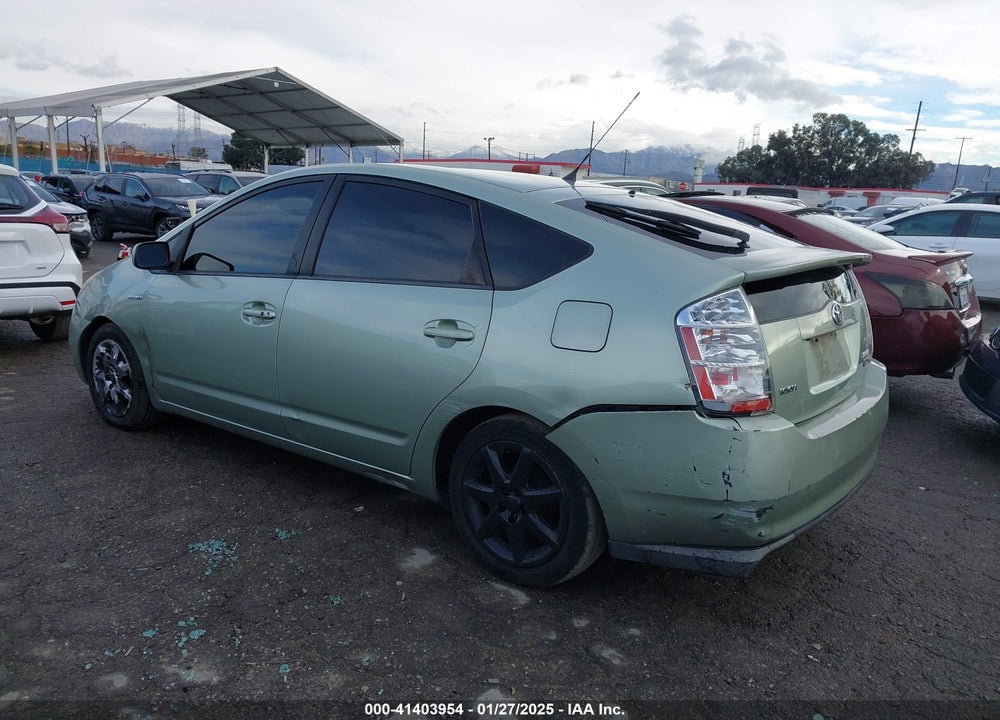 2008 TOYOTA PRIUS TOURING VIN: JTDKB20U083317918