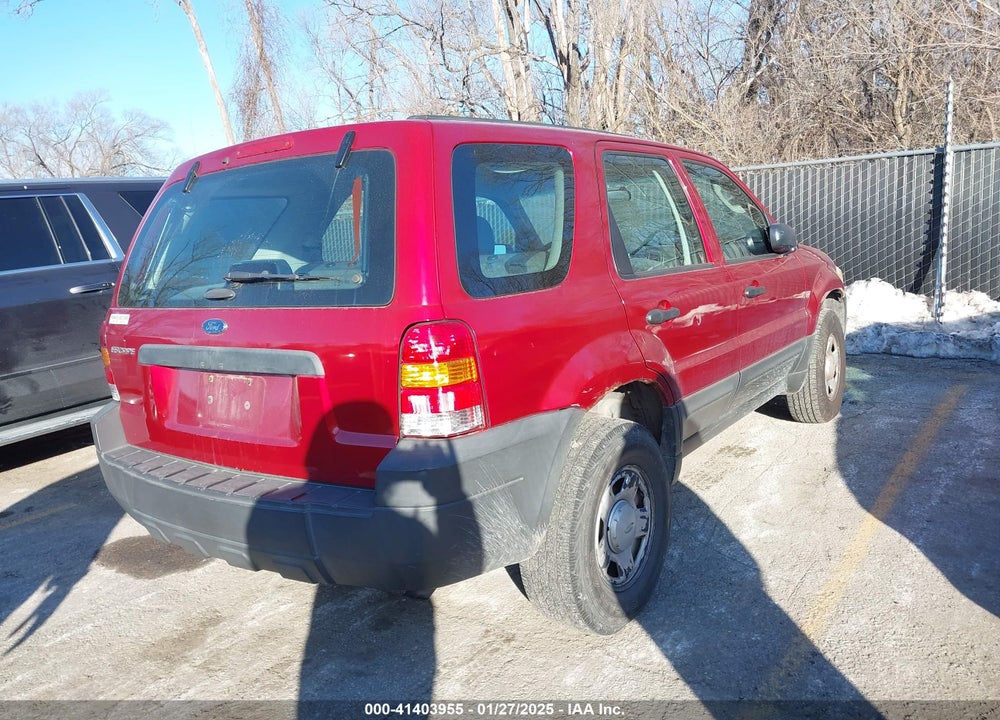 2005 FORD ESCAPE XLS VIN: 1FMCU02Z05KC78367