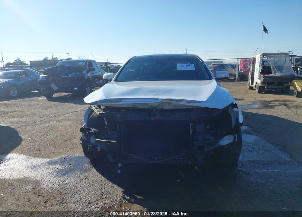2016 HYUNDAI GENESIS VIN: KMHGN4JE5GU112812
