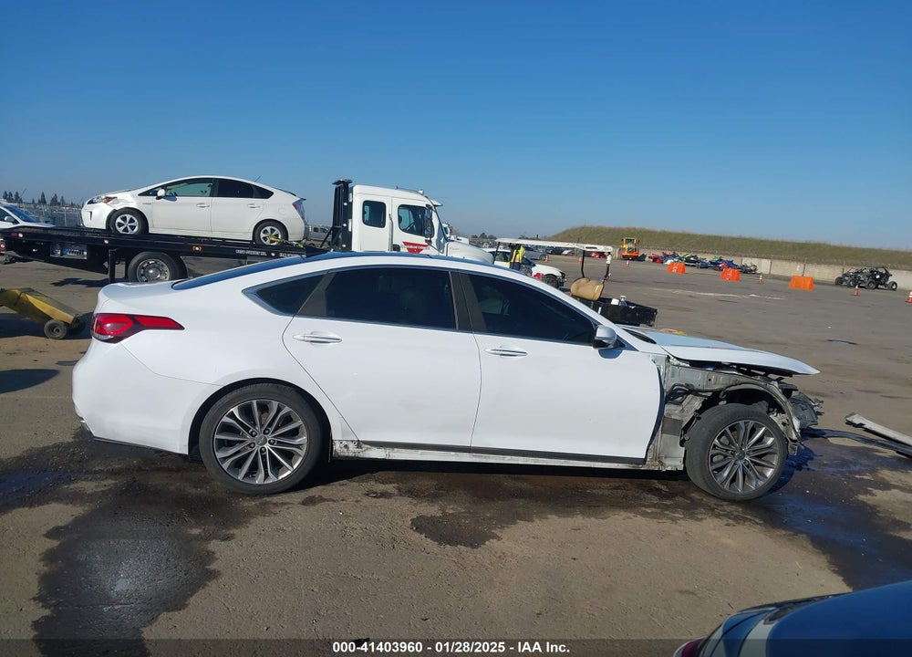 2016 HYUNDAI GENESIS VIN: KMHGN4JE5GU112812